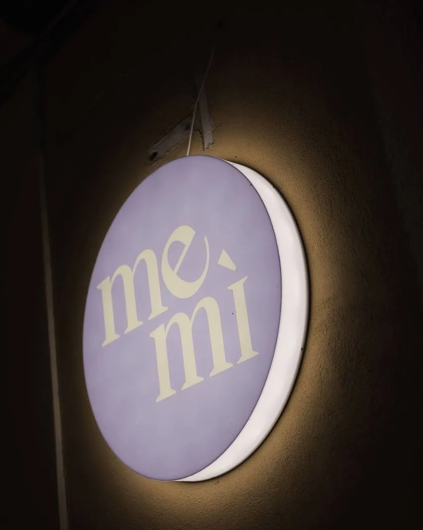 Insegna Memi
